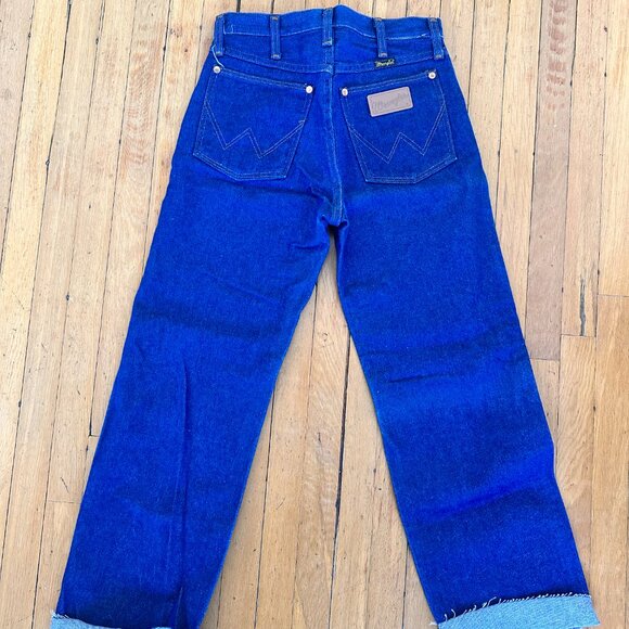 Wrangler Blue Jeans - Picture 2 of 5